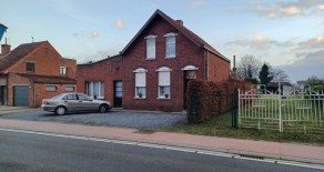 VEERLE : woning op 7,6 are