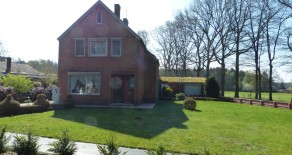 Ham: vrijstaande woning op 11 are.